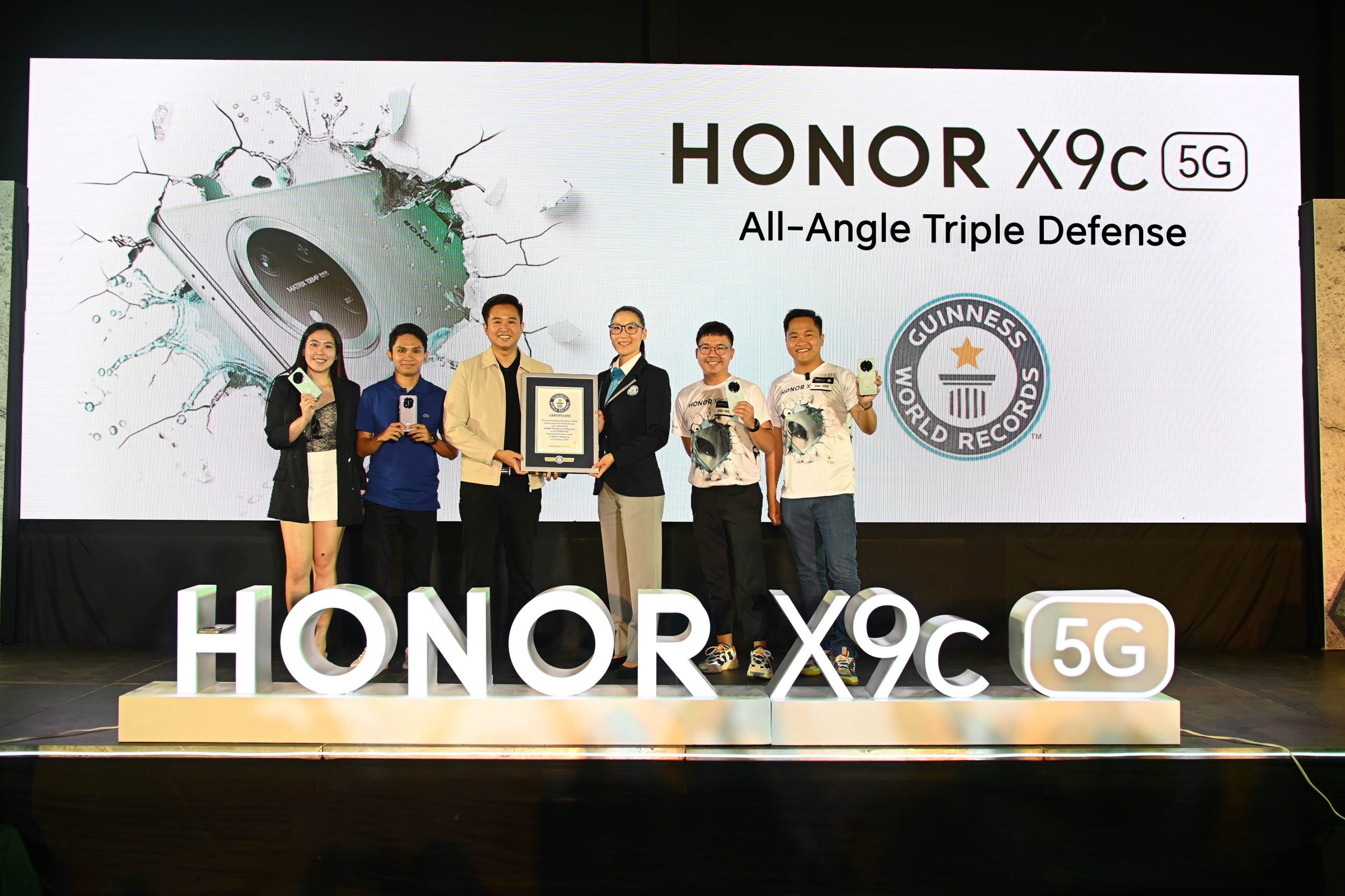 BREAKING: HONOR Sets New Guinness World Record for HONOR X9c 5G!